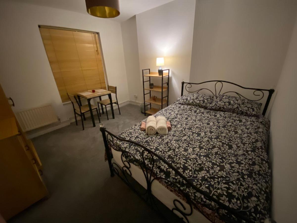 Cosy Victorian Guest Room Λονδίνο Εξωτερικό φωτογραφία